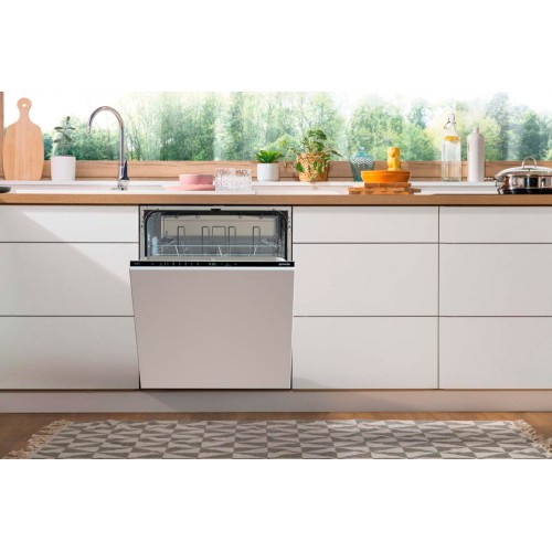 Встраиваемая посудомоечная машина Gorenje GV642E90