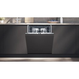 Встраиваемая посудомоечная машина Siemens SN63HX16VE