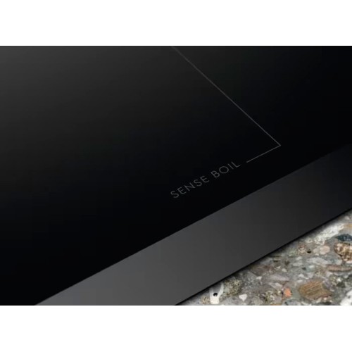 Индукционная варочная панель Electrolux EIS82453