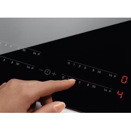 Варочная панель Electrolux CIV644