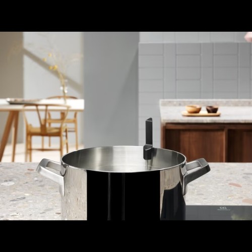 Варочная панель Electrolux EIS 6648