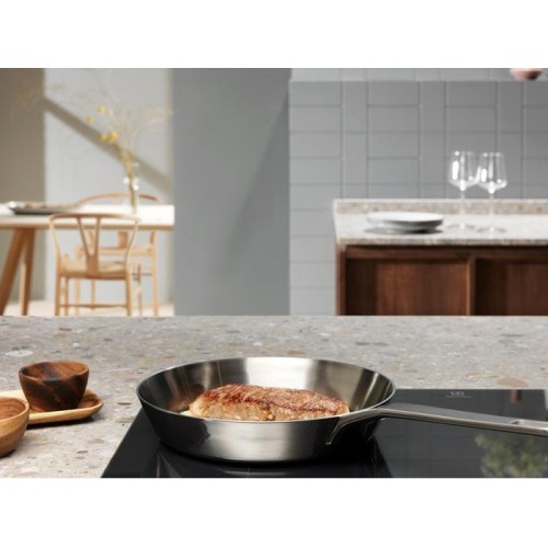 Варочная панель Electrolux EIS 6648