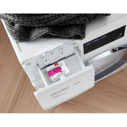 Средство для стирки деликатных тканей и изделий из шерсти Miele WoolCare Caps