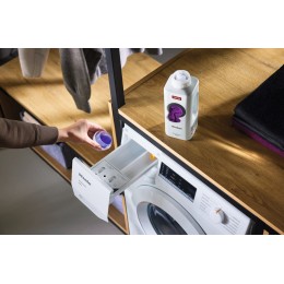 Средство для стирки темных вещей Miele Ultra Dark (1,5 л)