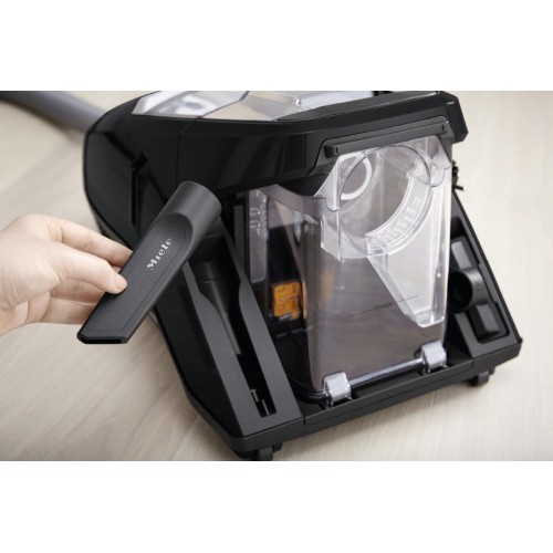 Пылесос Miele Blizzard CX1 Comfort PowerLine SKMF5 черный