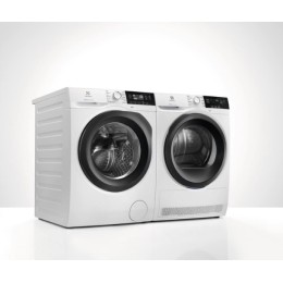 Стиральная машина Electrolux EW8F3R28S
