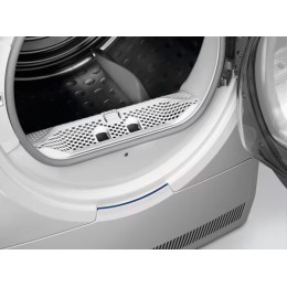 Сушильная машина Electrolux EW7H458B