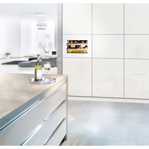 Встраиваемый винный шкаф Liebherr WKEgw 582