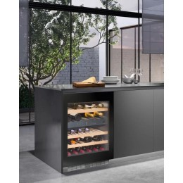 Встраиваемый винный шкаф Liebherr UWTgb 1682