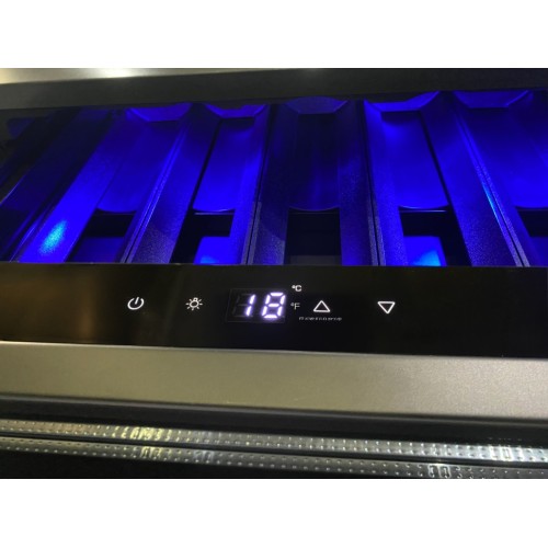 Встраиваемый винный шкаф Pando PVMC 15-5CR