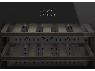 Сенсорное управление в винном шкафу